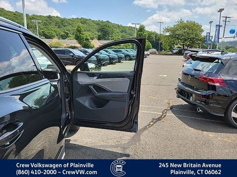 New 2025 Volkswagen Tiguan S image 27