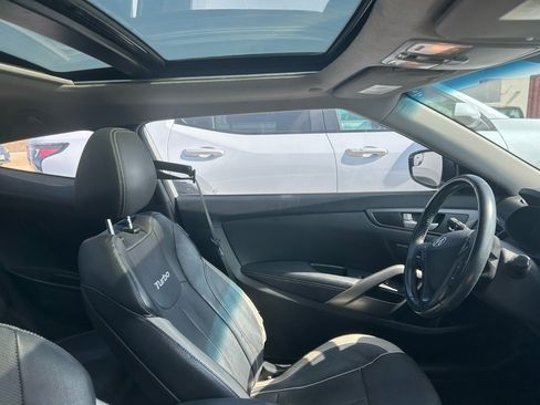 Used 2014 Hyundai Veloster Turbo w/ Turbo Technology Package 04 image 3