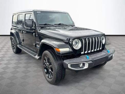 Certified 2023 Jeep Wrangler Unlimited Sahara w/ Cold Weather Group AWD/4WD image 4