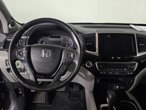 Used 2019 Honda Ridgeline RTL-E image 11