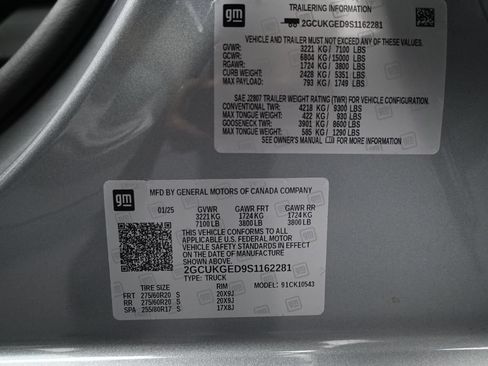 Certified 2025 Chevrolet Silverado 1500 LTZ AWD/4WD image 15