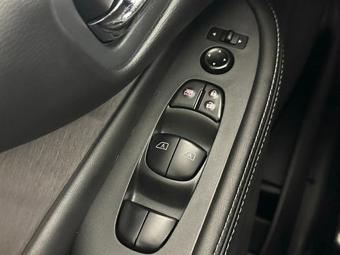 Used 2023 Nissan Murano SV w/ SV Midnight Edition Package image 38