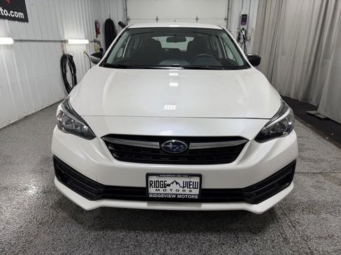 Used 2020 Subaru Impreza 2.0i image 2