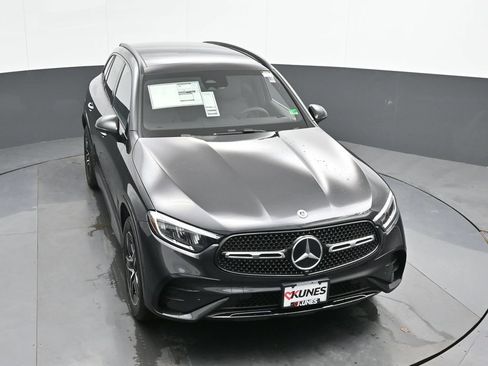 New 2025 Mercedes-Benz GLC 300 4MATIC image 34