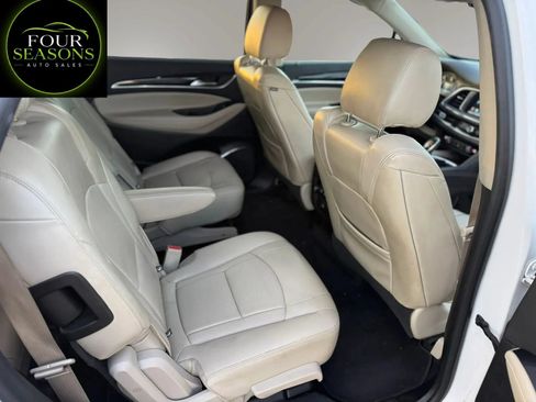 Used 2018 Buick Enclave Essence FWD image 6
