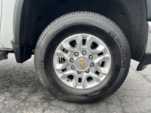 Used 2024 Chevrolet Silverado 2500 LT w/ All Star Edition image 13