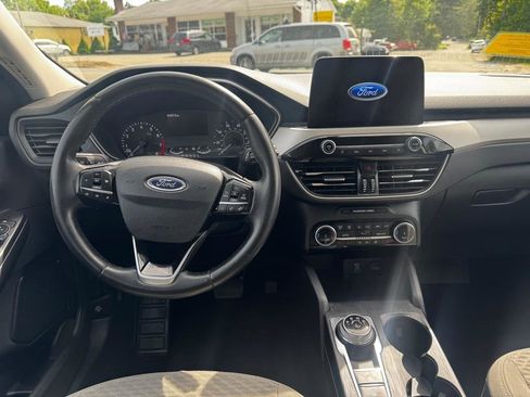 Used 2022 Ford Escape SE w/ Convenience Package AWD/4WD image 16