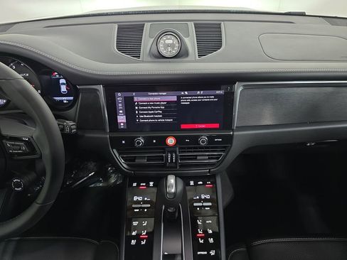 New 2026 Porsche Macan GTS image 16