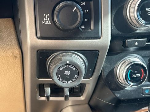 Used 2016 Ford F150 Lariat w/ Equipment Group 502A Luxury image 14