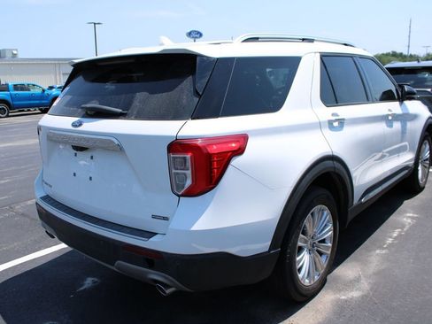 Used 2023 Ford Explorer Limited w/ Hybrid Equipment Group 310A AWD/4WD image 4