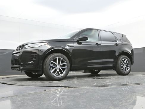 New 2025 Land Rover Discovery Sport Dynamic SE AWD/4WD image 28