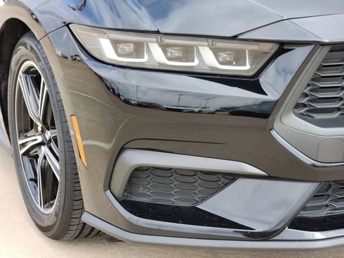 Used 2024 Ford Mustang Premium image 12