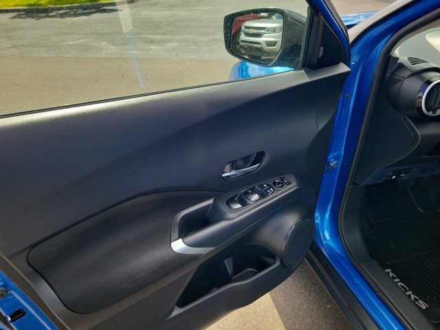 Certified 2023 Nissan Kicks SV FWD image 20