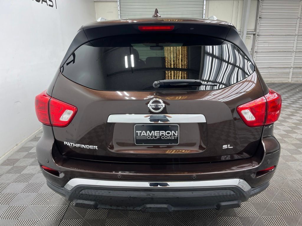 Used 2020 Nissan Pathfinder SL FWD image 10