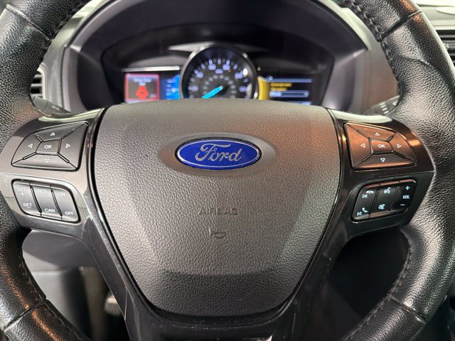 Used 2017 Ford Explorer XLT w/ Equipment Group 202A AWD/4WD image 25