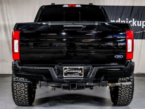 Used 2022 Ford F250 Platinum w/ FX4 Off-Road Package image 10