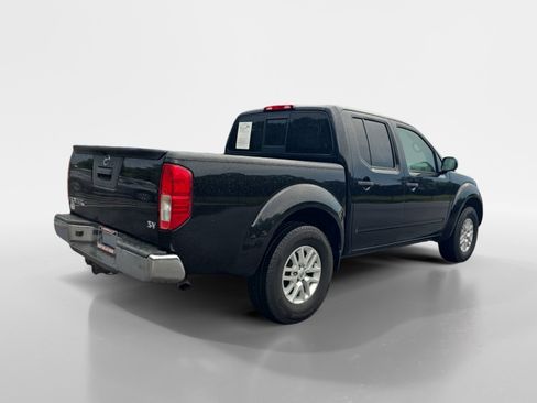 Used 2017 Nissan Frontier SV RWD image 6