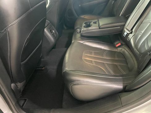 Used 2015 Chrysler 200 S w/ Navigation & Sound Group I image 18