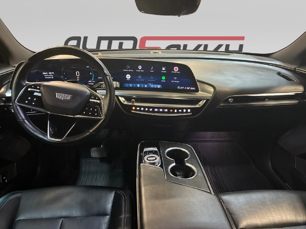 Used 2025 Cadillac Lyriq Luxury AWD/4WD image 18