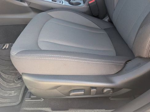 Certified 2025 Subaru Crosstrek 2.0i Premium image 14