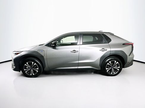 Used 2023 Subaru Solterra Premium image 4