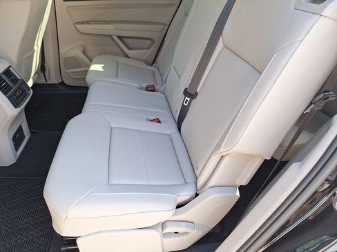 Used 2022 Volkswagen Atlas SE image 21