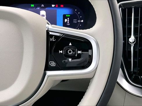 New 2026 Volvo XC90 T8 Ultra w/ Protection Package Premier image 22