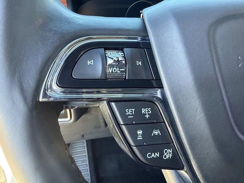 Certified 2023 Lincoln Nautilus Reserve w/ Equipment Group 201A image 30