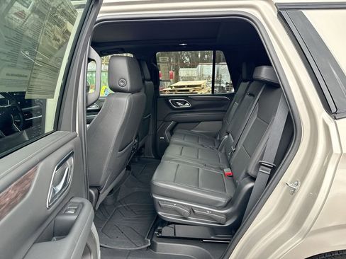 Used 2023 Chevrolet Tahoe Z71 w/ Off-Road Capability Package image 29