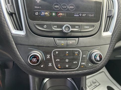 Used 2024 Chevrolet Malibu LT image 25