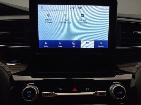 Used 2021 Ford Explorer Limited w/ Equipment Group 301A AWD/4WD image 25