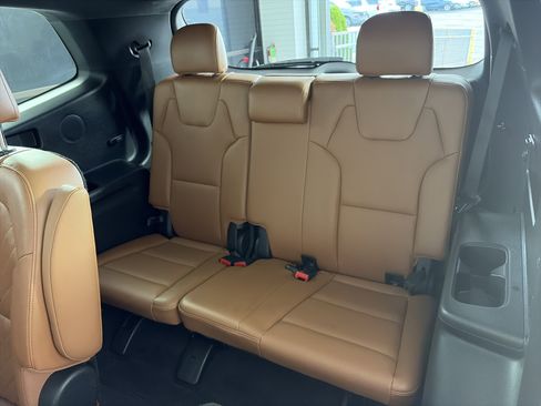 Used 2024 Kia Telluride SX Prestige X-Line AWD/4WD image 8