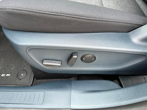 New 2025 Ford Maverick XLT w/ XLT Luxury Package image 32