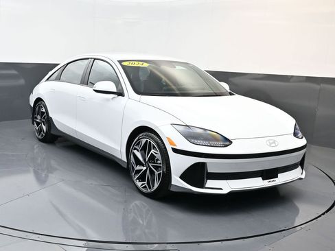 Used 2024 Hyundai Ioniq 6 SEL image 1