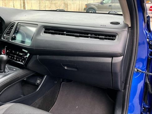 Used 2021 Honda HR-V EX image 18