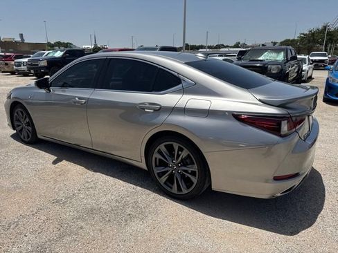 Used 2021 Lexus ES 350 F Sport w/ Protection Package (P3) FWD image 4
