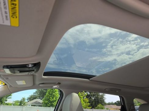 Certified 2024 Kia Sorento SX AWD/4WD image 30