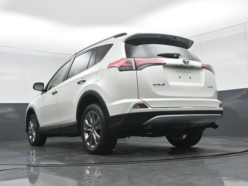 Used 2018 Toyota RAV4 Limited image 57