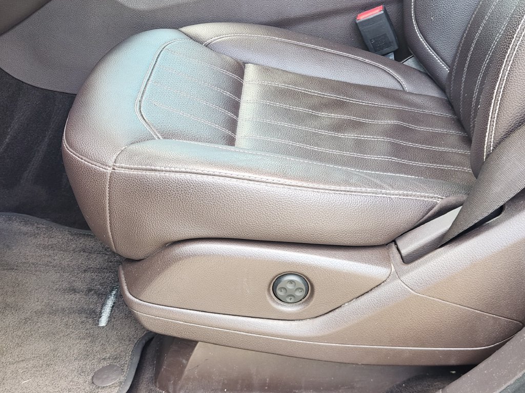 Used 2018 Mercedes-Benz GLS 450 4MATIC image 23