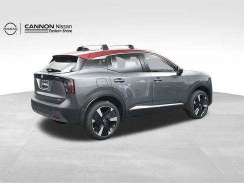 New 2026 Nissan Kicks SR w/ Cold Weather Package FWD image 5