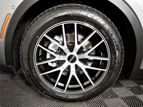 Used 2023 Toyota Crown Platinum image 53