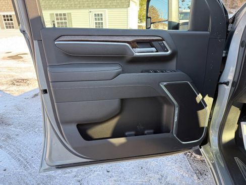 New 2026 GMC Sierra 3500 SLE w/ Preferred Package image 15