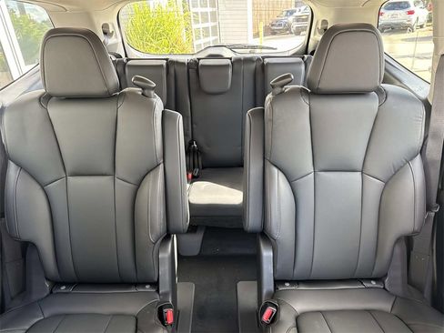 New 2026 Subaru Ascent Limited Bronze image 8