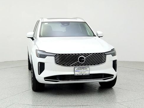 New 2025 Volvo XC90 T8 Plus w/ Protection Package Premier AWD/4WD image 2