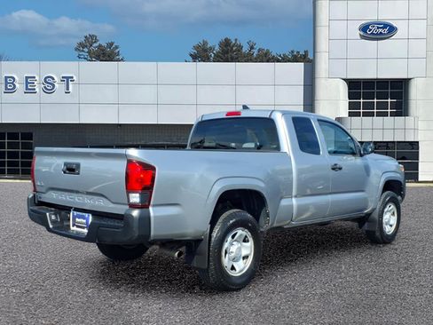 Used 2021 Toyota Tacoma SR AWD/4WD image 7