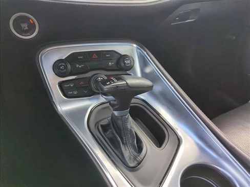 Used 2016 Dodge Challenger R/T Plus image 10
