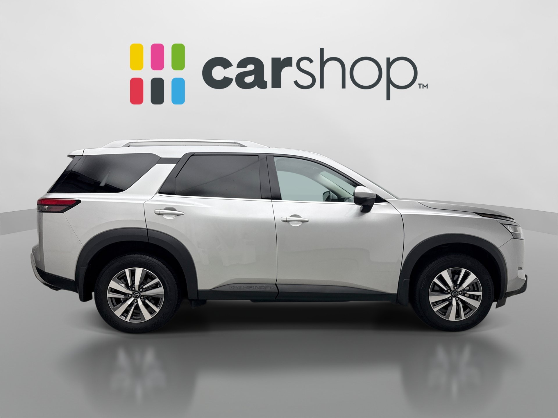Used 2023 Nissan Pathfinder SL AWD/4WD image 6