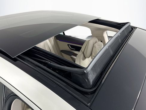 Certified 2023 Mercedes-Benz EQS 580 4MATIC Sedan image 21