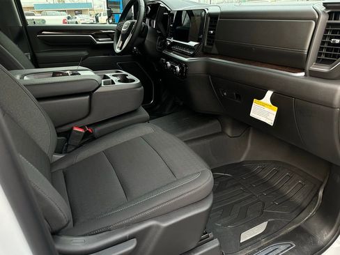 New 2026 GMC Sierra 2500 SLE w/ SLE Value Package; image 14