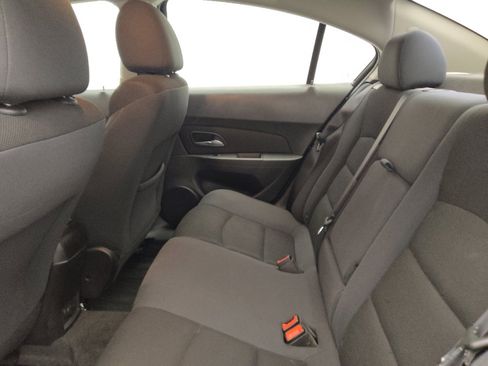 Used 2015 Chevrolet Cruze LT FWD image 18